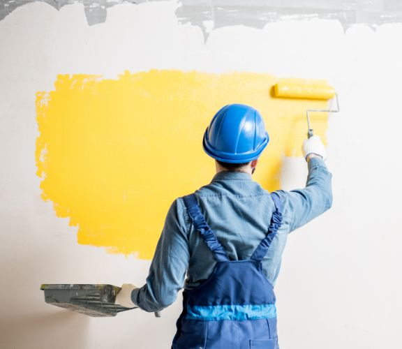 Professional painter at work